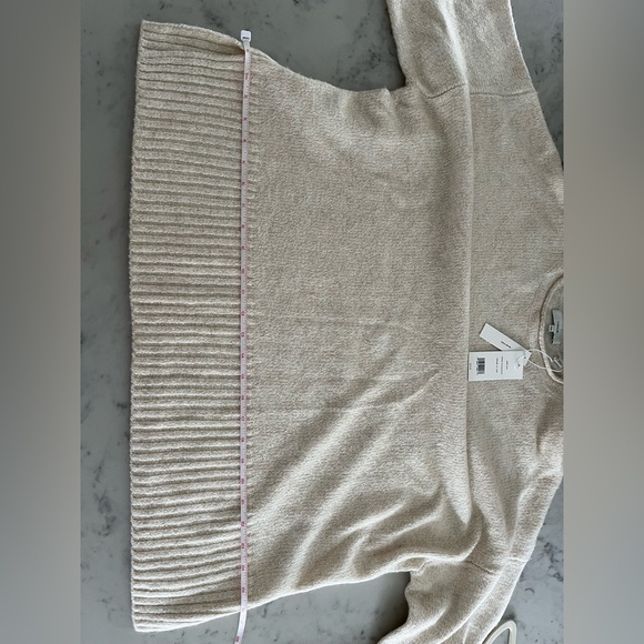 ✨NWT✨ Vince Wool Crewneck Sweater - Picture 10 of 13